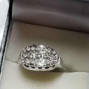 Dinner Fancy Band Ring Sparkle High Quality SIZE 6
